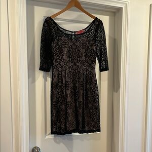 Betsey Johnson Black and Tan Fit and Flare Dress 3/4 Sleeve Scoop Neck